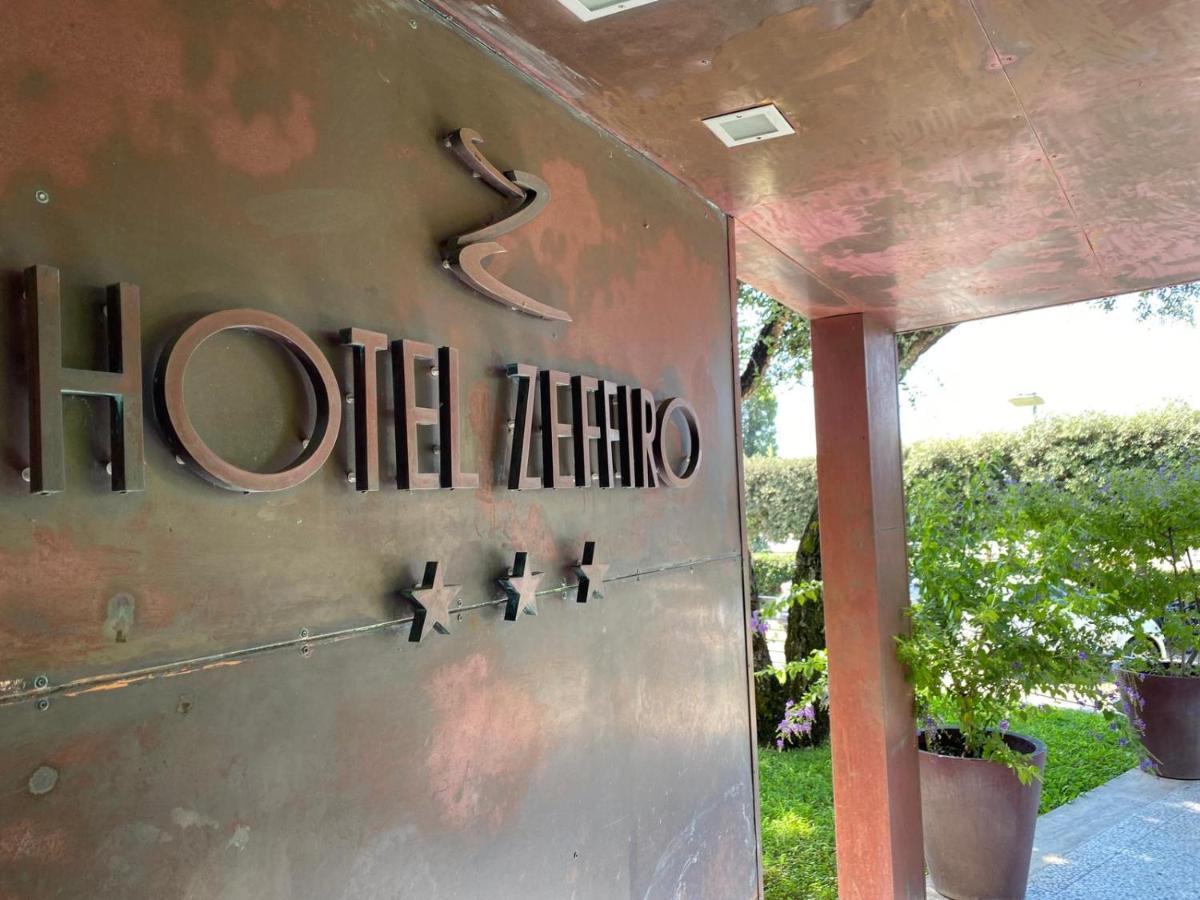 Hotel Zeffiro Sabaudia Exterior foto