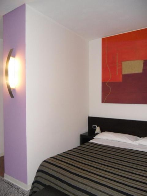 Hotel Zeffiro Sabaudia Quarto foto